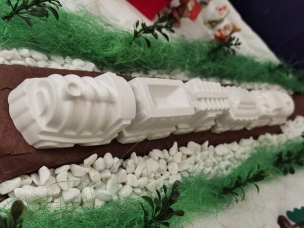 BC411 - TREN, LOCOMOTIVA CU 5 VAGOANE - imagine 7