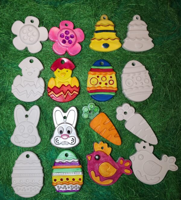 BC441 - SET 8 FIGURINE DIVERSE PASTE