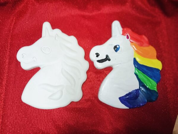BC533- UNICORN MARE 24 CM - imagine 2