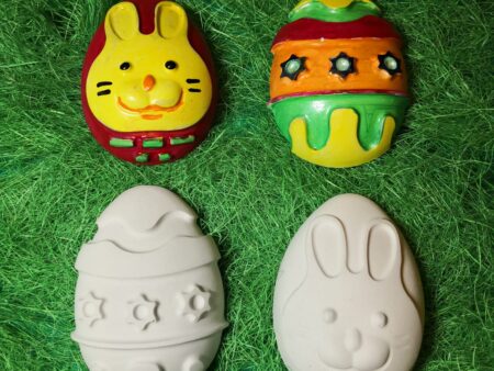 BC848- SET 2 OUA CU IEPURAS SI DECOR